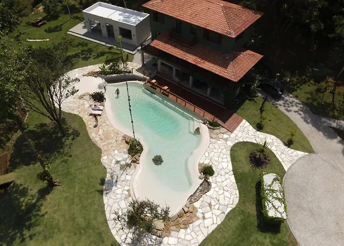 Villa Cambuca - Linda casa perto das mais belas praias do norte de Ubatuba
