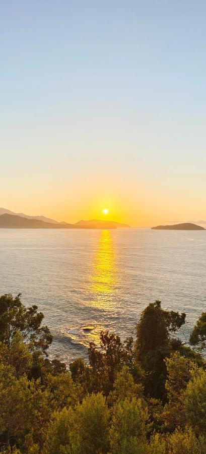 Casa de férias Cambuca - Linda Casa Com Piscina E Perto Belas Praias Do Norte De Ubatuba